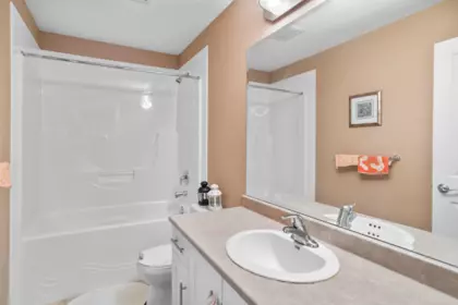 Laundry Room Photo of 13735 230a Street, Maple Ridge, BC