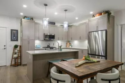 Kitchen Island Photo of 316 22633 Selkirk Avenue, Maple Ridge, BC