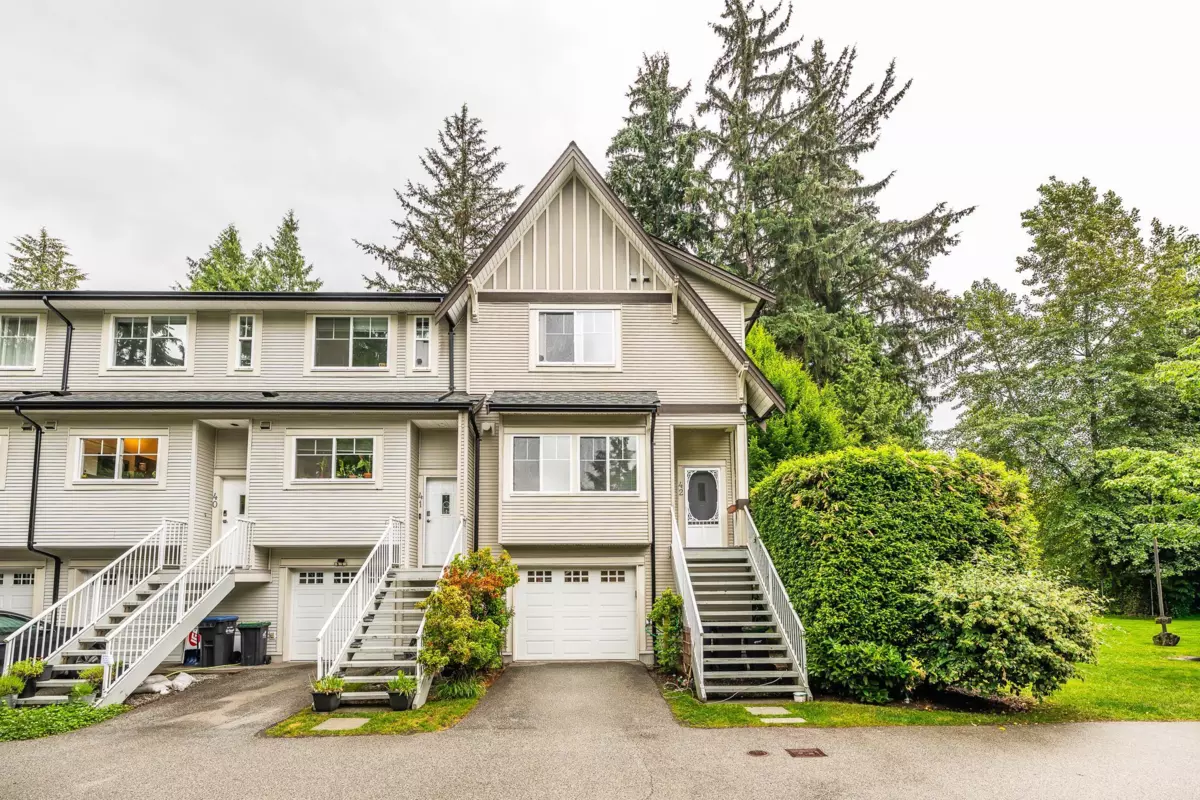Family Room Photo of 42 1800 Mamquam Road, Squamish, BC