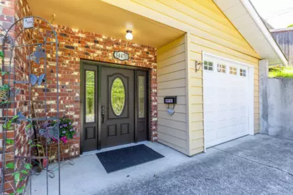 34470 Laburnum Avenue, Abbotsford, BC, Abbotsford — Single Family Residence for sale