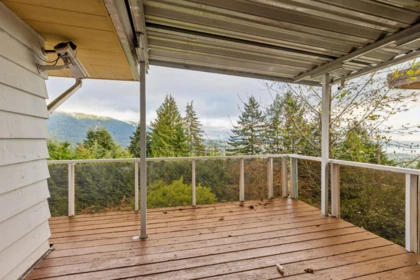 Outdoor Deck Photo of 556 Ballantree Road, West Vancouver, BC