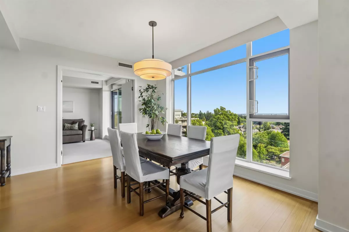 Family Room Photo of 1003 5955 Balsam Street, Vancouver, BC
