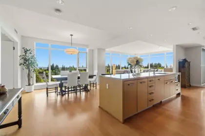 Kitchen Photo of 1003 5955 Balsam Street, Vancouver, BC