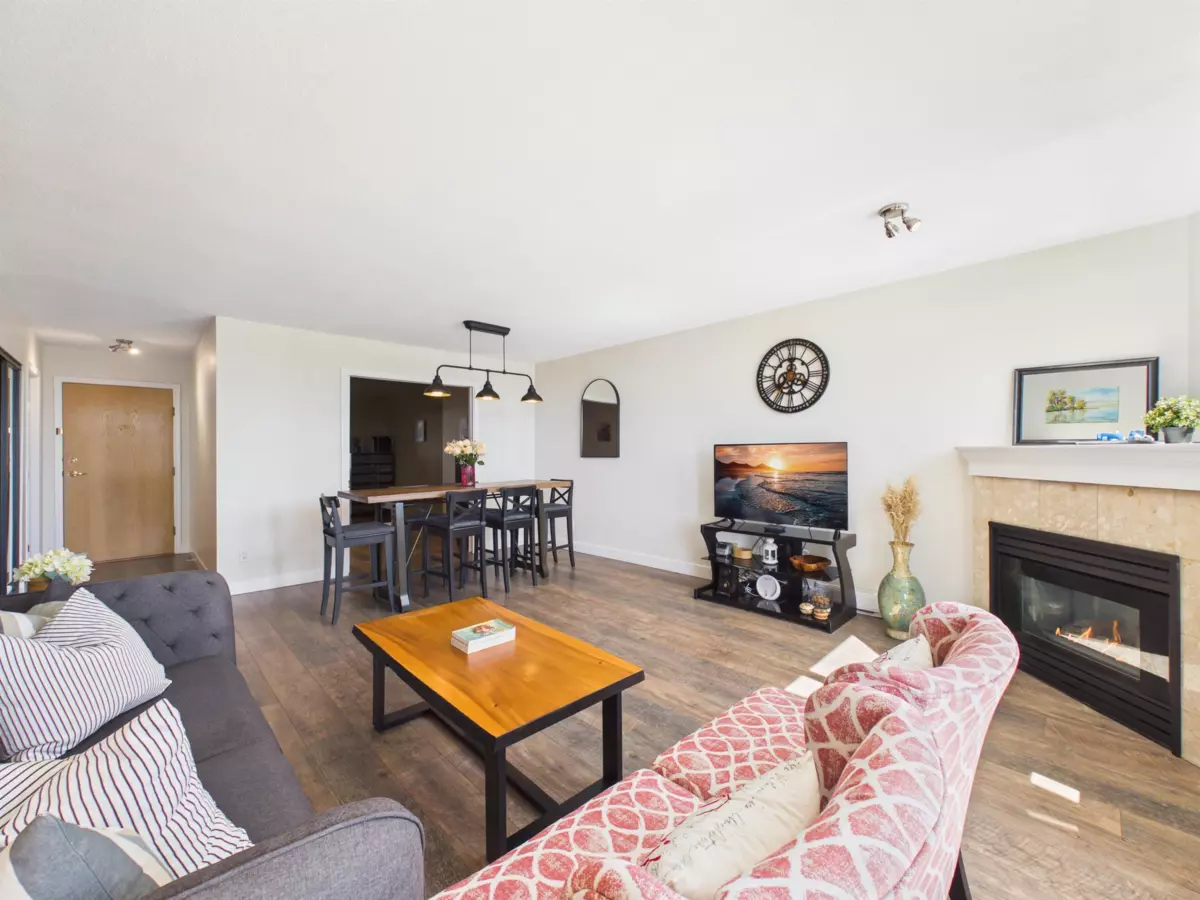 Living Room Photo of 902 7108 Edmonds Street, Burnaby, BC