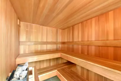 Hallway Photo of 902 7108 Edmonds Street, Burnaby, BC