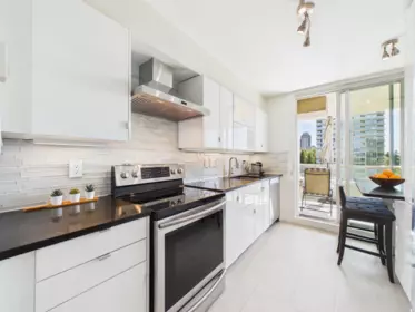 Kitchen Photo of 902 7108 Edmonds Street, Burnaby, BC