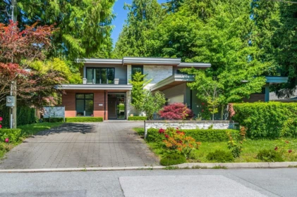 Outdoor Kitchen Photo of 3430 Aintree Drive, North Vancouver, BC