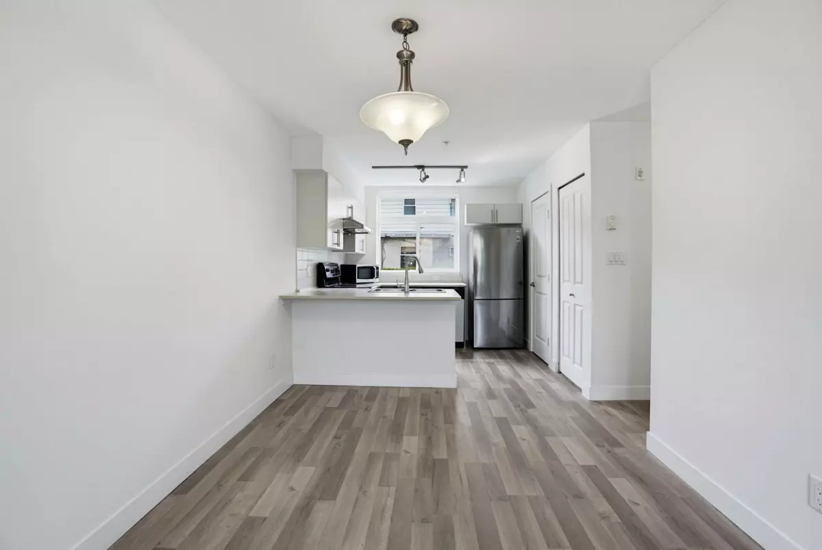 Dining Area Photo of 206 5632 Kings Road, Vancouver, BC