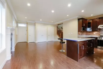 Primary Bathroom Photo of 7240 Stride Avenue, Burnaby, BC