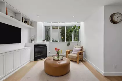 2 1949 W 8th Avenue, Vancouver, BC, Vancouver — Apartment/Condo for sale