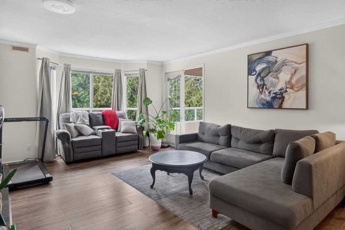 Family Room Photo of 205 6440 197 Street, Langley, BC