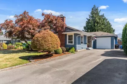 46222 Mccaffrey Boulevard, Chilliwack, BC, Chilliwack — Single Family Residence for sale