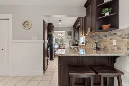 Kitchen Island Photo of 46222 Mccaffrey Boulevard, Chilliwack, BC