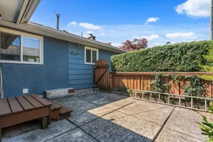 Swimming Pool Photo of 46222 Mccaffrey Boulevard, Chilliwack, BC