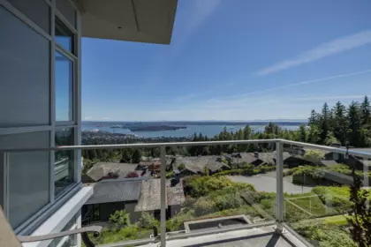 Outdoor Deck Photo of PH2 2200 Chippendale Road, West Vancouver, BC