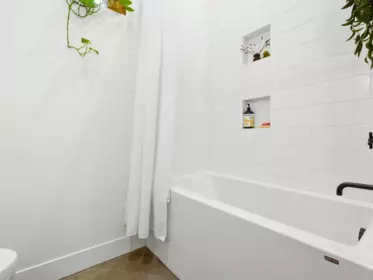Guest Bathroom Photo of 1304 Oles Place, Roberts Creek, BC