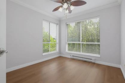 Office / Den Photo of 438 32830 George Ferguson Way, Abbotsford, BC