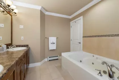 Mudroom Photo of 14683 61 Avenue, Surrey, BC