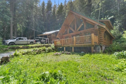 Hot Tub / Spa Photo of A22 14581 Alpine Boulevard, Hope, BC
