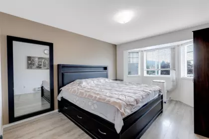 Primary Bathroom Photo of 303 8934 Mary Street, Chilliwack, BC