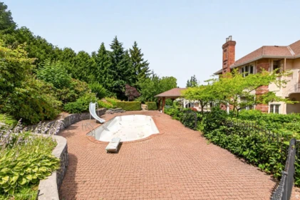 Fitness Center Photo Near 14078 31a Avenue, Surrey, BC