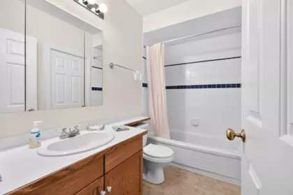 Hot Tub / Spa Photo of 14078 31a Avenue, Surrey, BC