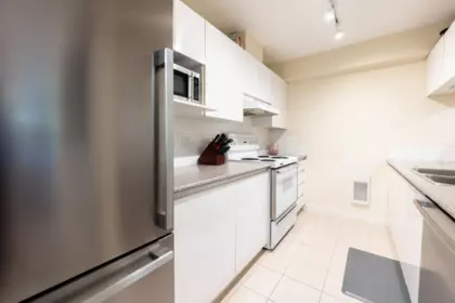 Primary Bedroom Photo of 1 1386 W 6th Avenue, Vancouver, BC