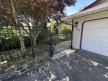 4987 Laurel Avenue, Sechelt, BC, Sechelt — Single Family Residence for sale