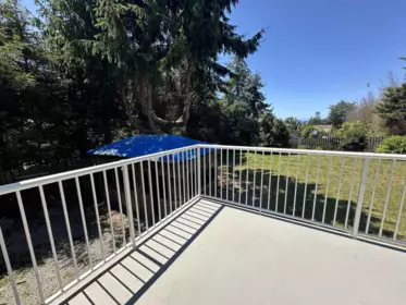 Primary Bedroom Photo of 4987 Laurel Avenue, Sechelt, BC
