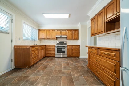 Breakfast Nook Photo of 14654 106 Avenue, Surrey, BC