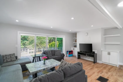 Loft / Bonus Room Photo of 16235 28 Ave, Surrey, BC