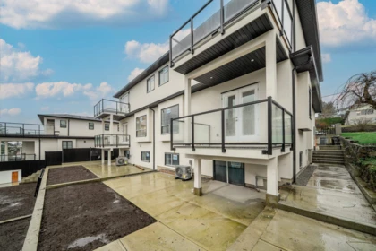 1 5091 Buxton Street, Burnaby, BC, Burnaby — Half Duplex for sale