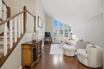2808 Mccoomb Drive, Coquitlam, BC, Coquitlam — Single Family Residence for sale