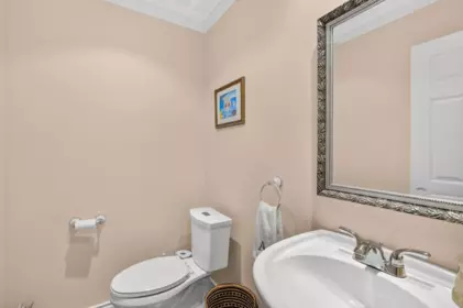 Basement Recreation Room Photo of 102 12741 16 Avenue, White Rock, BC