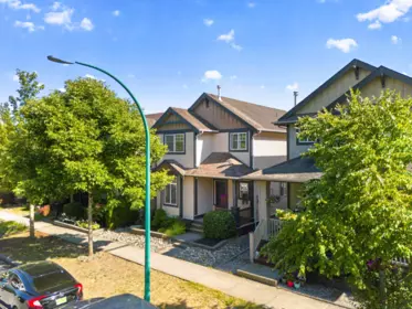 Fitness Center Photo Near 19442 67a Avenue, Surrey, BC