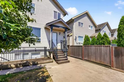 Outdoor Deck Photo of 19442 67a Avenue, Surrey, BC