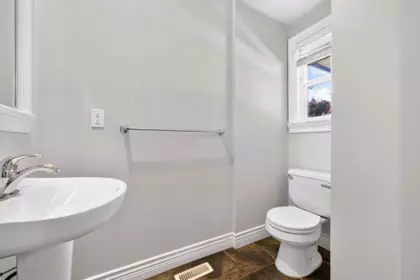 Walk-In Closet Photo of 19442 67a Avenue, Surrey, BC
