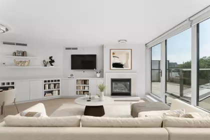305 8 Smithe Mews, Vancouver, BC, Vancouver — Apartment/Condo for sale