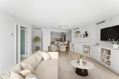 305 8 Smithe Mews, Vancouver, BC, Vancouver — Apartment/Condo for sale