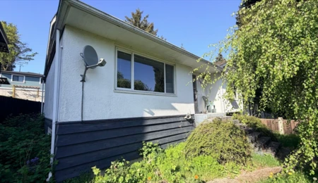 3831 Marine Drive, Burnaby, BC, Burnaby — Single Family Residence for sale