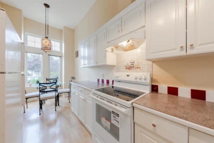 Kitchen Island Photo of 24 20788 87 Avenue, Langley, BC