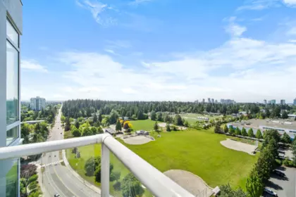 Office / Den Photo of PH4 14820 104 Avenue, Surrey, BC