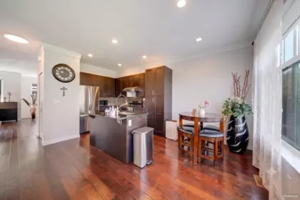 39 6956 193 Street, Surrey, BC, Surrey — Townhouse for sale