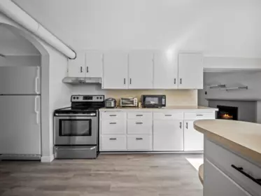 Mudroom Photo of 336 Walker Street, Coquitlam, BC