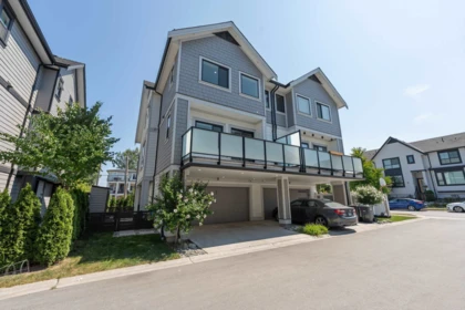 108 Jardine Street, New Westminster, BC, New Westminster — Half Duplex for sale