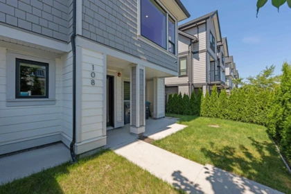 108 Jardine Street, New Westminster, BC, New Westminster — Half Duplex for sale