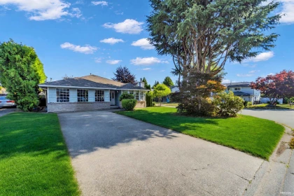 15447 92a Avenue, Surrey, BC, Surrey — Single Family Residence for sale