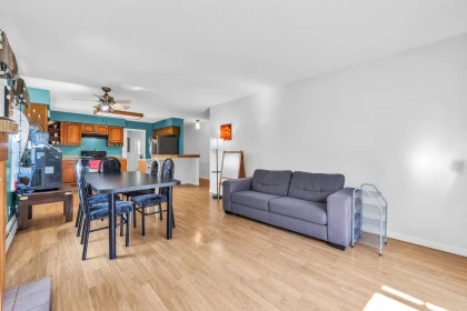 Primary Bedroom Photo of 15447 92a Avenue, Surrey, BC