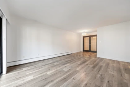 Primary Bedroom Photo of 302 170 E 3rd Street, North Vancouver, BC