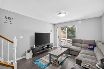 Hallway Photo of 22 22740 116 Avenue, Maple Ridge, BC